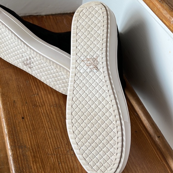 Like. Ew black suede ankle boots by Steven for Steve Madden - Picture 4 of 4